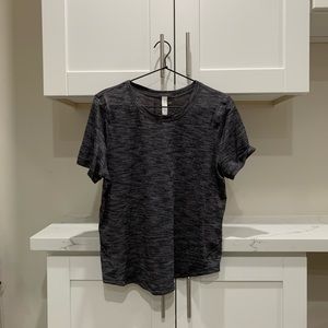 Lululemon Athletica Women’s Short Sleeve Shirt